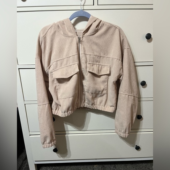SHEIN corduroy cropped tan zip-up jacket. Never worn! Size Large. - Picture 2 of 7